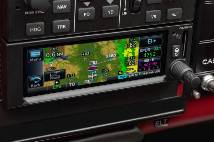 69086-card-blog-choosing-the-right-gps-radio